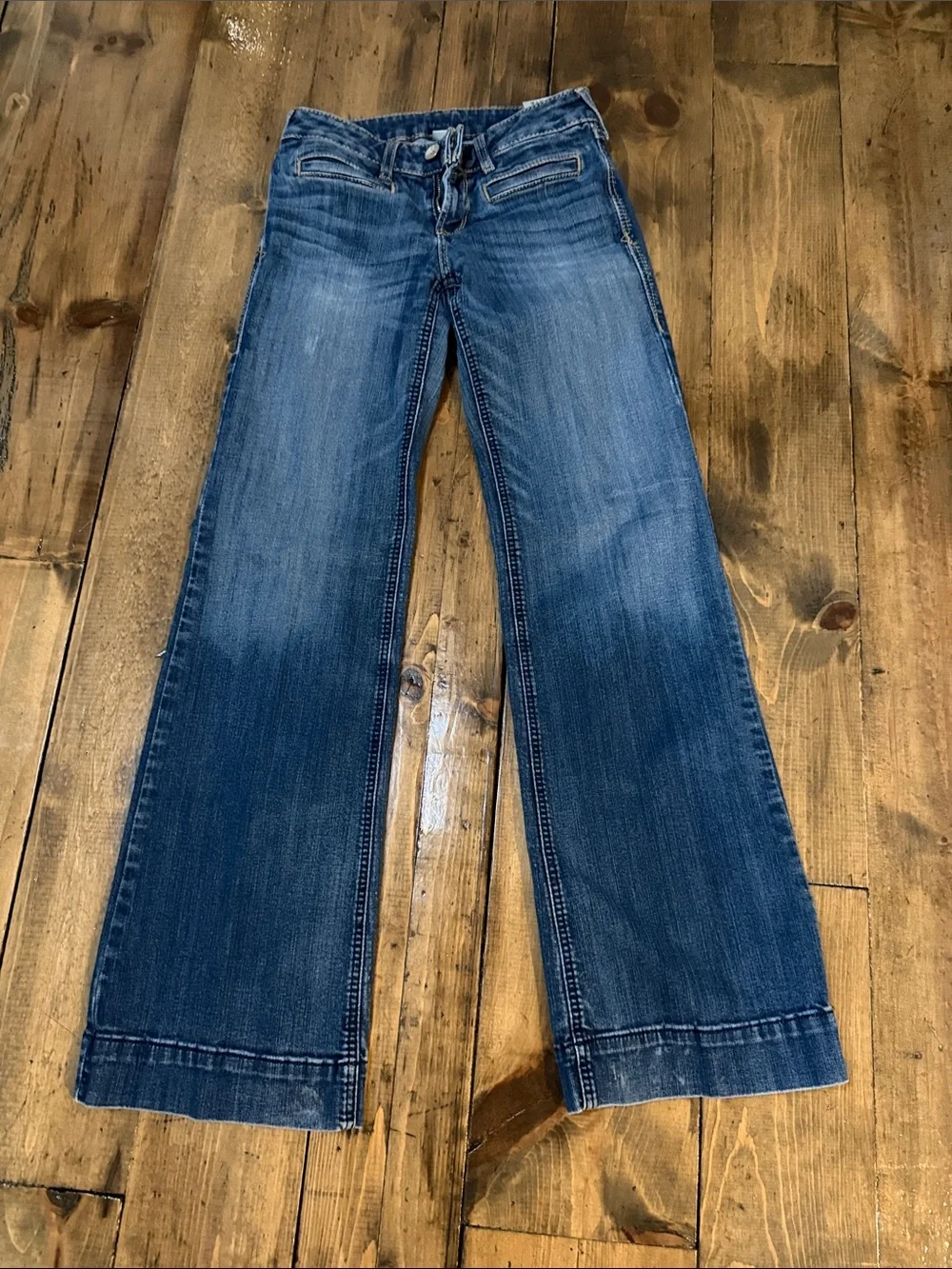 Ariat Women's Trouser Jeans in Medium Blue Wash